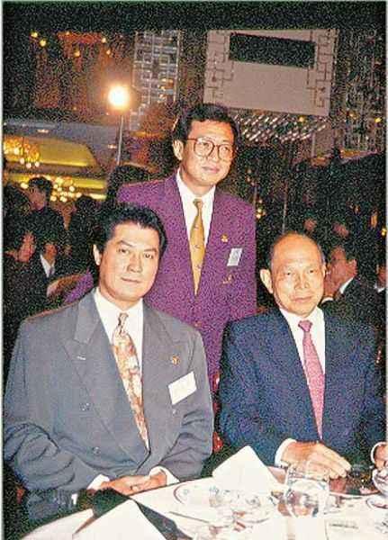 澳门传闻揭秘，6万赢至一亿，神秘女赌客传奇故事是否属实？视频真相探究