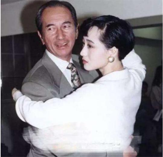 澳门传闻揭秘，关于一名女赌客六万赢至一亿的故事是真实的吗？视频是否完整下载解读了真相